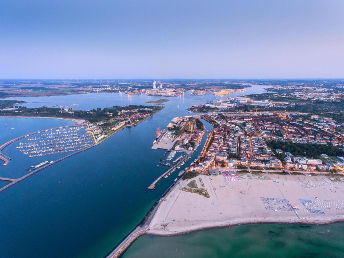 Sonnendeck, Direkt Am Leuchtturm Apartment Rostock Ngoại thất bức ảnh